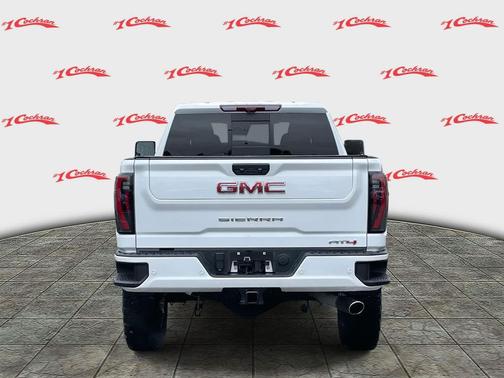 2025 GMC Sierra 2500 AT4