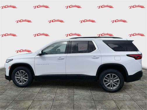2022 Chevrolet Traverse LT Cloth