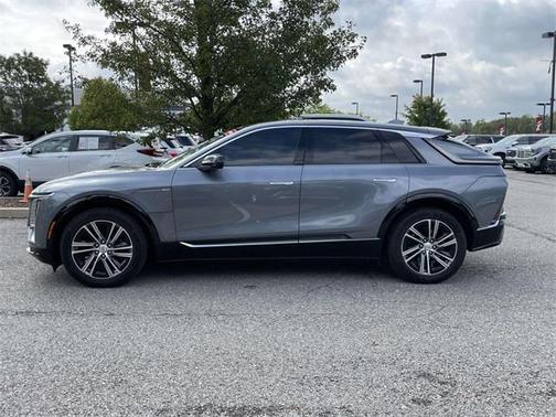 2023 Cadillac LYRIQ Luxury