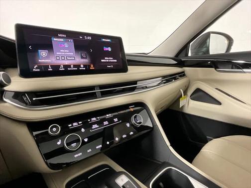 2025 INFINITI QX60 Pure