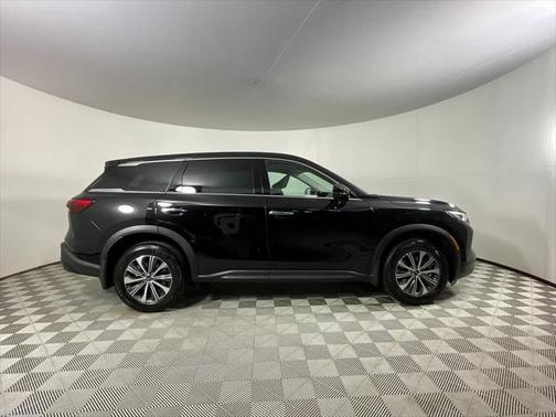 2025 INFINITI QX60 Pure