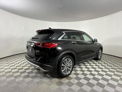 2023 INFINITI QX50 PURE