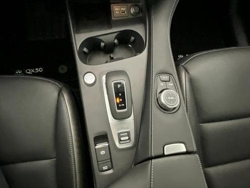 2025 INFINITI QX50 Luxe AWD