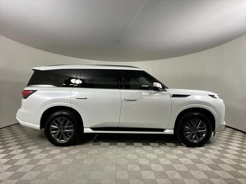 2025 INFINITI QX80 PURE AWD