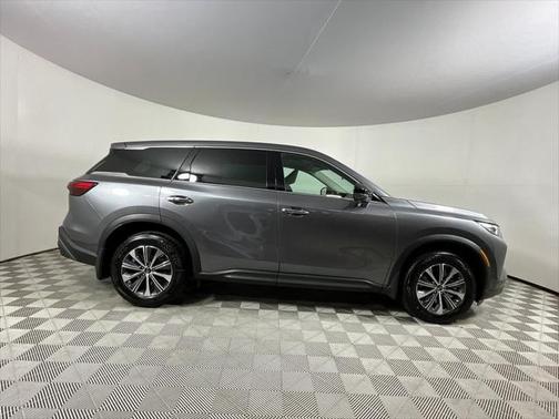 2025 INFINITI QX60 Pure