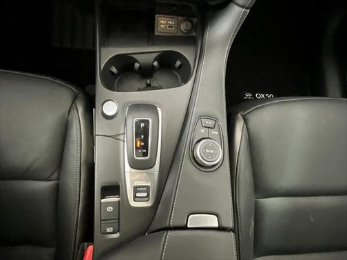 2025 INFINITI QX50 Luxe AWD