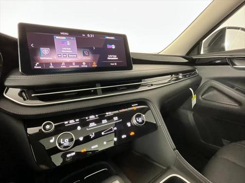 2025 INFINITI QX60 Pure