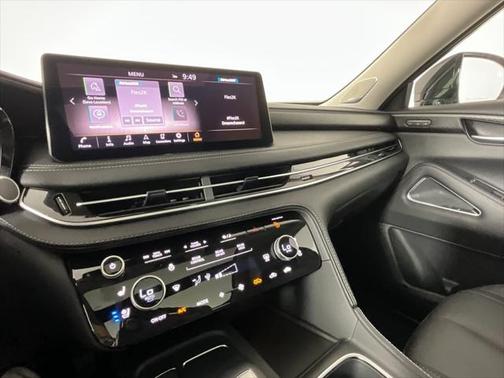 2025 INFINITI QX60 SENSORY