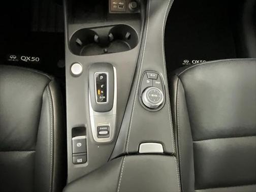 2025 INFINITI QX50 Luxe AWD