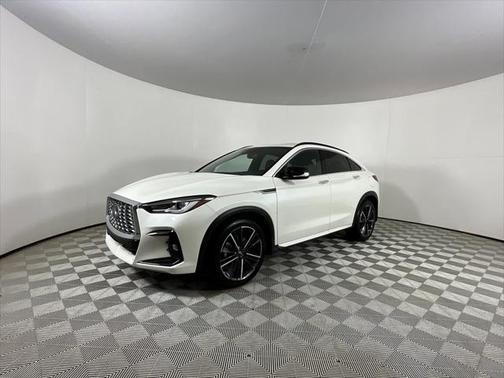 2023 INFINITI QX55 LUXE