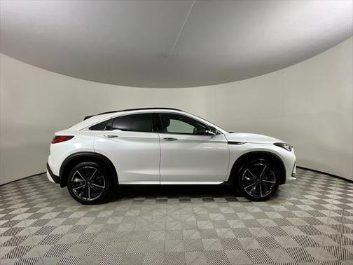 2025 INFINITI QX55 LUXE