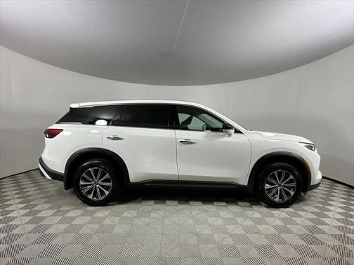 2025 INFINITI QX60 Pure