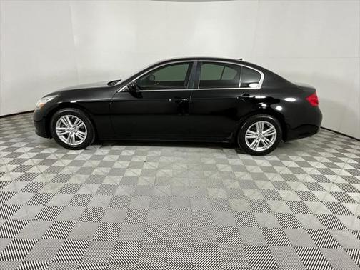 2013 INFINITI G37 Journey