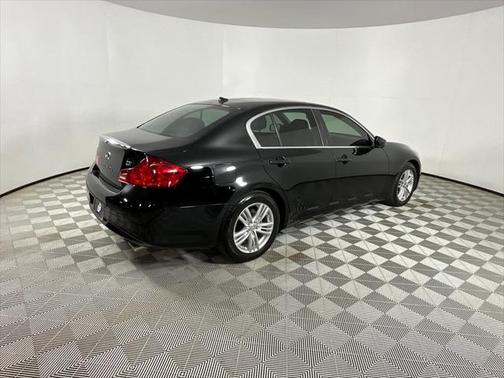 2013 INFINITI G37 Journey