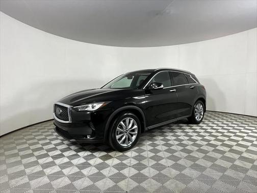 2022 INFINITI QX50 LUXE