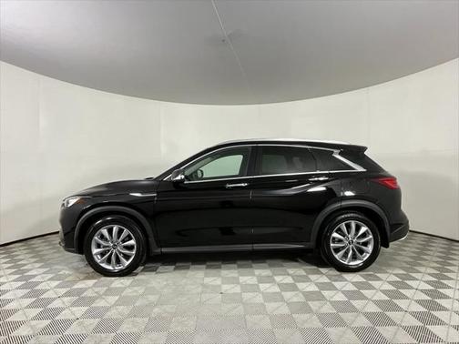 2022 INFINITI QX50 LUXE