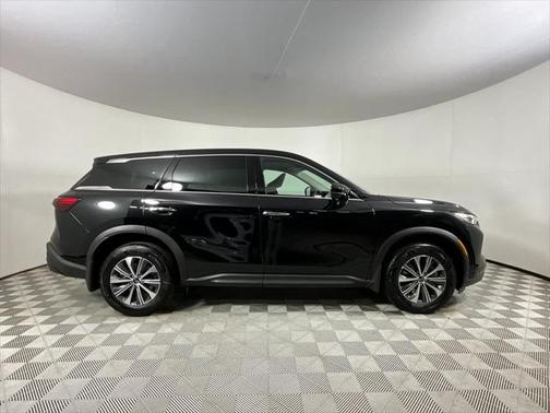 2025 INFINITI QX60 Pure