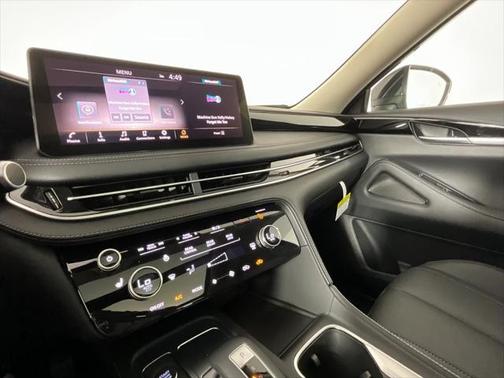 2025 INFINITI QX60 Pure