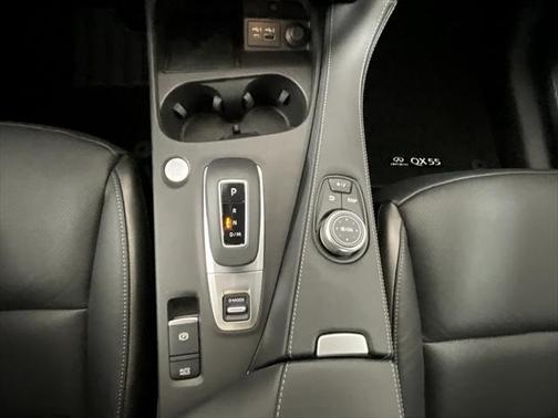 2025 INFINITI QX55 LUXE