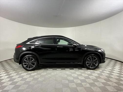2025 INFINITI QX55 LUXE