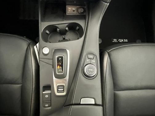 2025 INFINITI QX55 LUXE