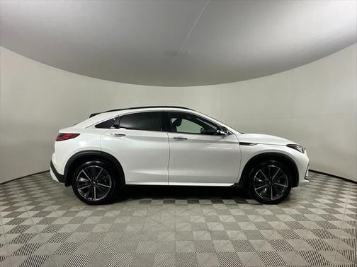 2025 INFINITI QX55 LUXE