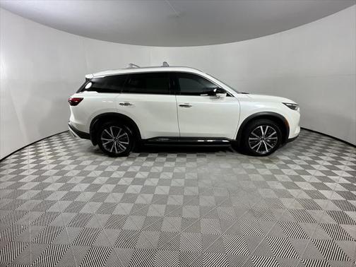 2022 INFINITI QX60 SENSORY