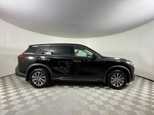 2025 INFINITI QX60 Pure