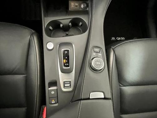 2025 INFINITI QX50 Luxe AWD