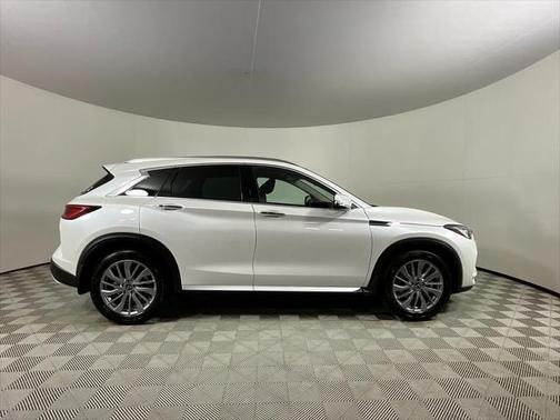 2025 INFINITI QX50 Luxe AWD