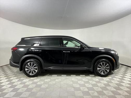 2025 INFINITI QX60 Pure