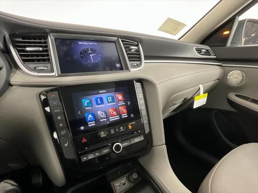 2025 INFINITI QX50 Luxe AWD