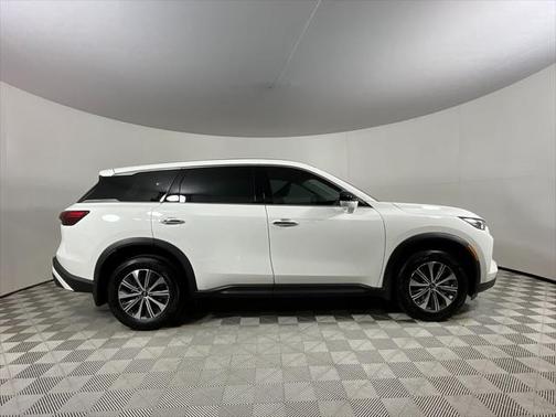 2025 INFINITI QX60 Pure