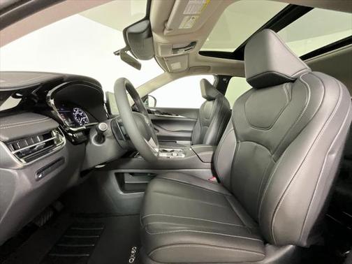 2025 INFINITI QX60 Pure