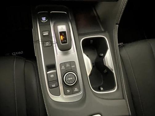 2025 INFINITI QX60 Pure