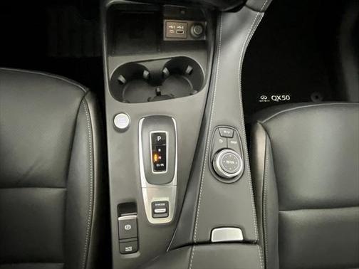 2025 INFINITI QX50 Luxe AWD
