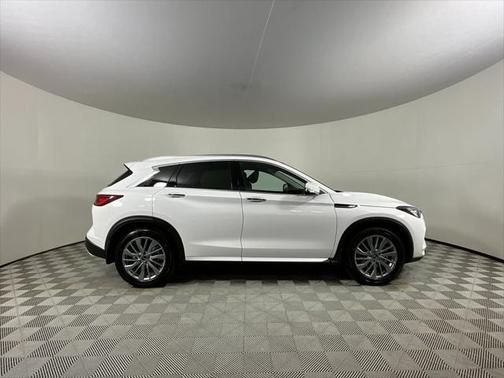 2025 INFINITI QX50 Luxe AWD