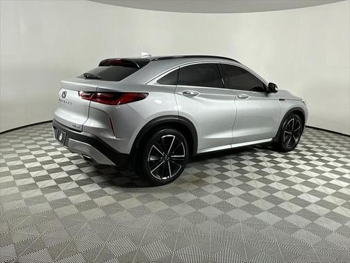 2022 INFINITI QX55 ESSENTIAL