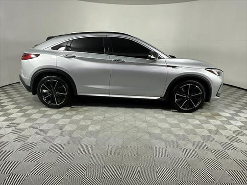 2022 INFINITI QX55 ESSENTIAL