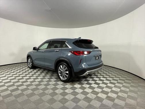 2022 INFINITI QX50 LUXE