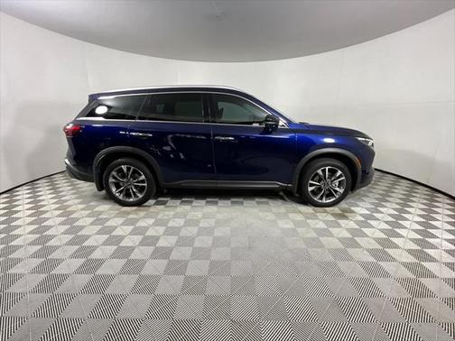 2022 INFINITI QX60 Luxe