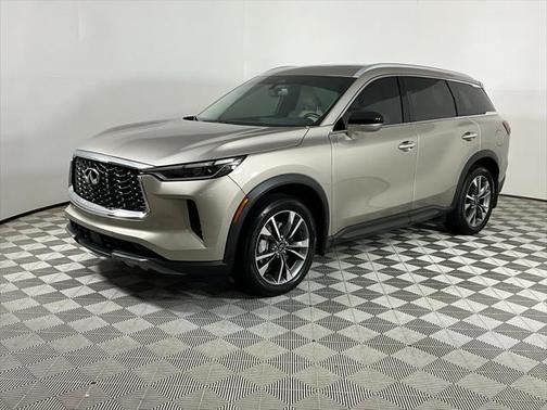 2022 INFINITI QX60 Luxe
