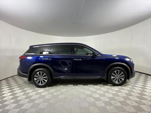 2025 INFINITI QX60 Pure