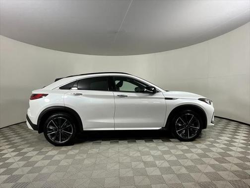 2025 INFINITI QX55 LUXE
