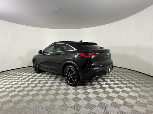 2022 INFINITI QX55 LUXE