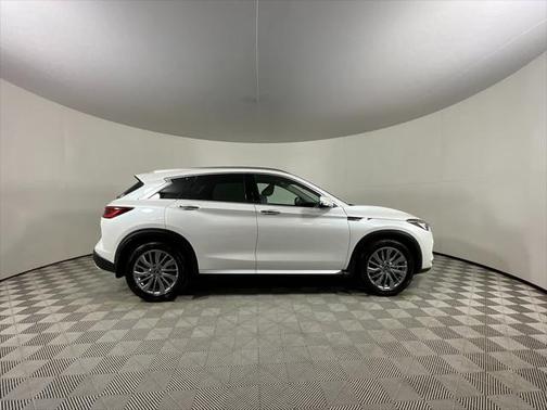 2025 INFINITI QX50 Luxe AWD