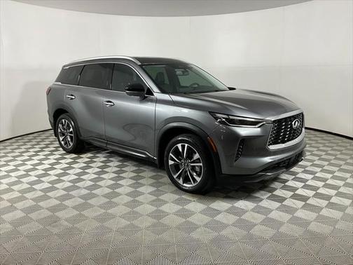 2022 INFINITI QX60 Luxe