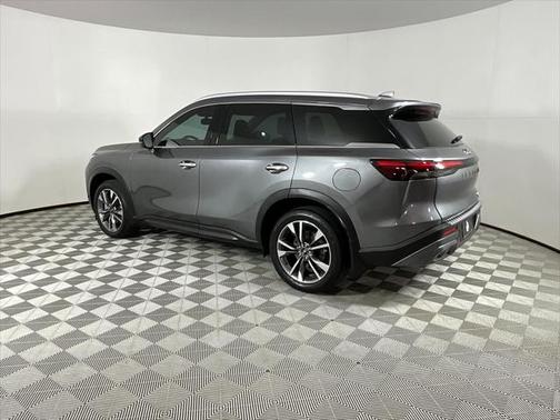 2022 INFINITI QX60 Luxe