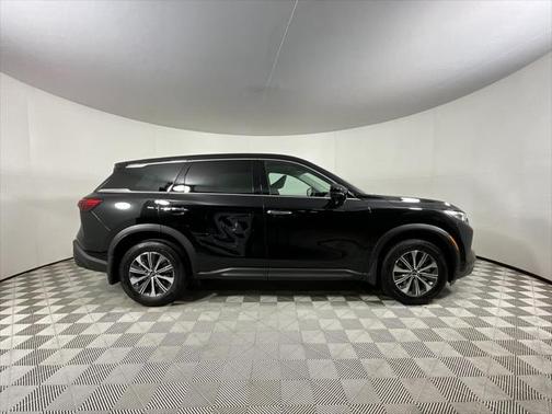 2025 INFINITI QX60 Pure