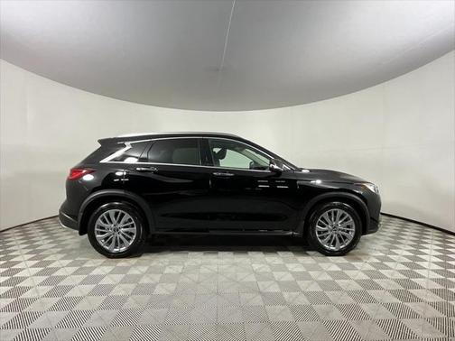 2025 INFINITI QX50 Luxe AWD